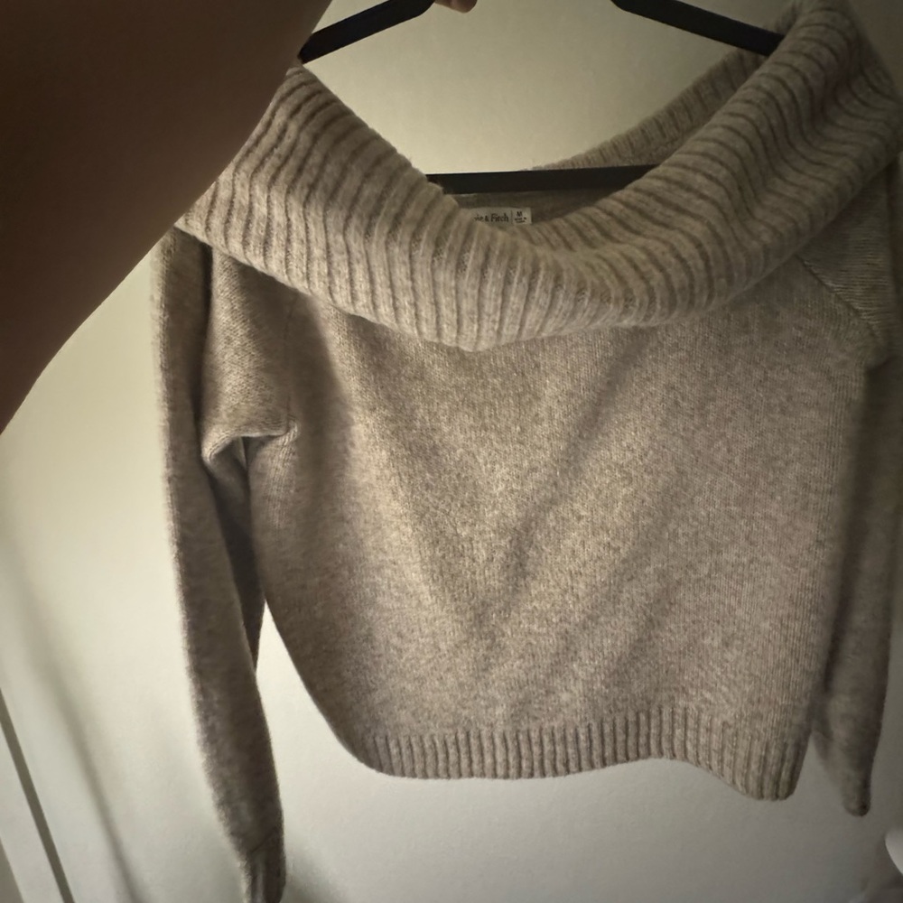 Abercrombie & Fitch Cream Off-the-Shoulder Sweater